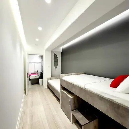 Anis Apartamento Sarandë