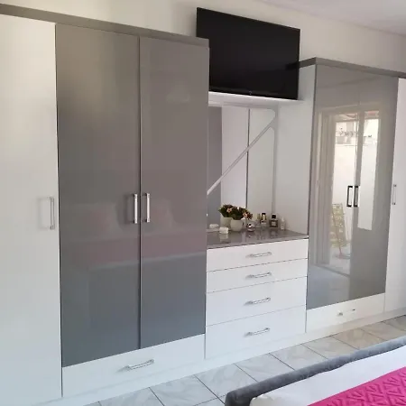 Anis Apartment *