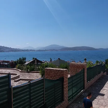 Anis Apartment Sarande